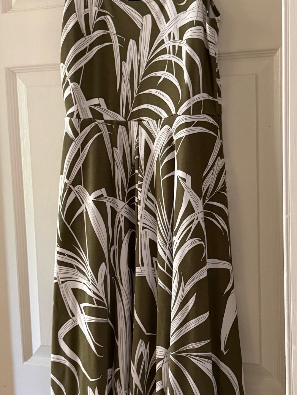 ALFANI Sleeveless Midi Dress Olive & White-Small (4/6) - Picture 5 of 10